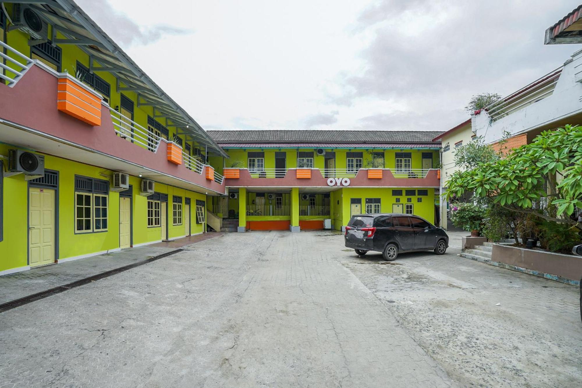 Oyo 2177 Trikora Indah Residence Palembang Extérieur photo